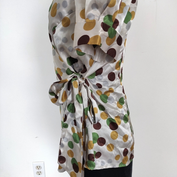 BCBG Silk Retro Polka Dot Tie Side Wrap Blouse M - Picture 5 of 6